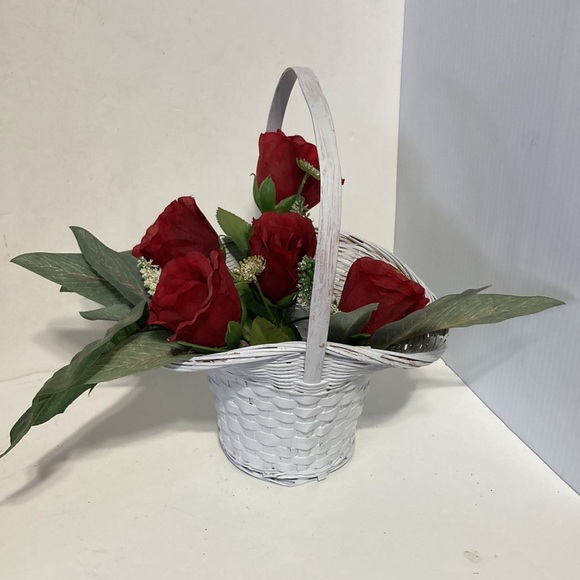 PRINCESS Farmhouse Wicker Woven Basket Flower Plant Pot Centerpiece White - Picture 7 of 9